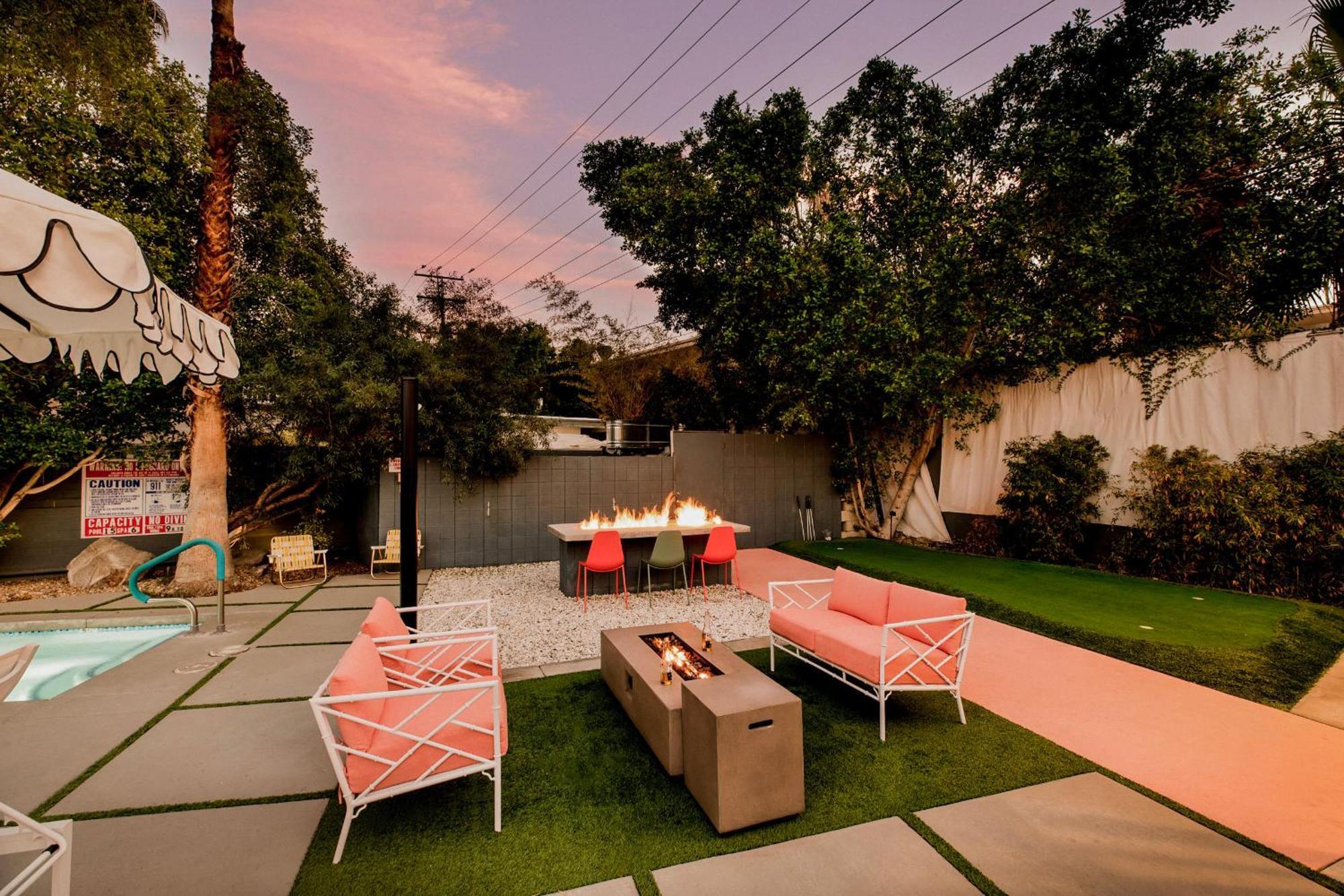 The Wesley Hotel By Avantstay Retro Spacious W Bbq Pool Spa Palm Springs Exteriör bild