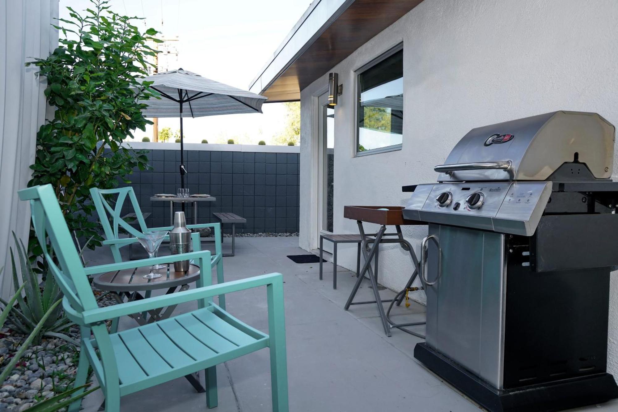 The Wesley Hotel By Avantstay Retro Spacious W Bbq Pool Spa Palm Springs Exteriör bild