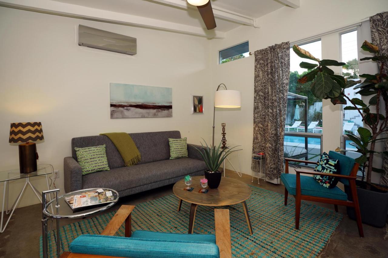The Wesley Hotel By Avantstay Retro Spacious W Bbq Pool Spa Palm Springs Exteriör bild